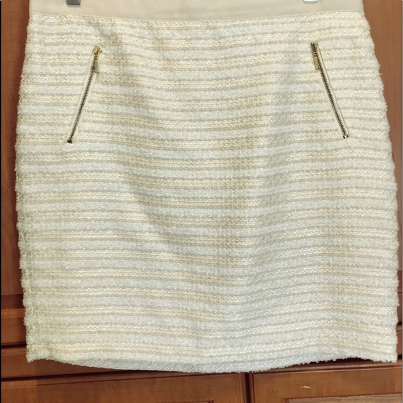 Mini skirt - Picture 2 of 2